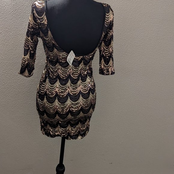 A'GACI Met Gold Mini Dress - Picture 10 of 16